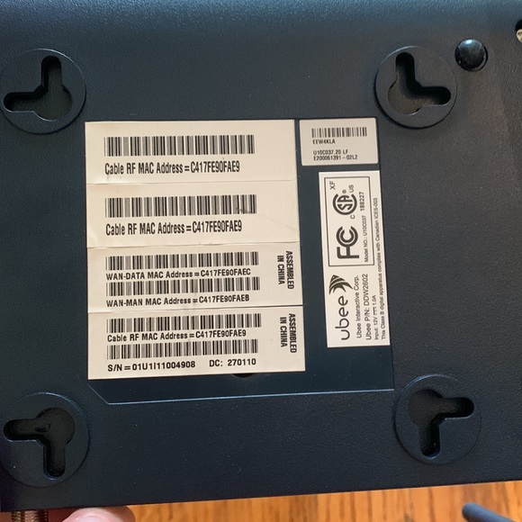 Free item when bundled: older used modem - Picture 3 of 4